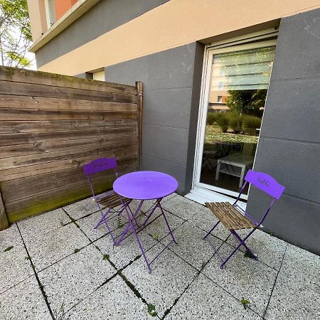 Acajou, Studio Avec Terrasse Et Parking Prive Caen Ngoại thất bức ảnh