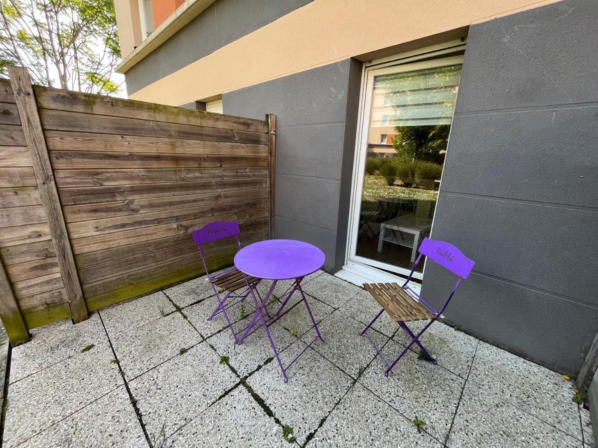 Acajou, Studio Avec Terrasse Et Parking Prive Caen Ngoại thất bức ảnh
